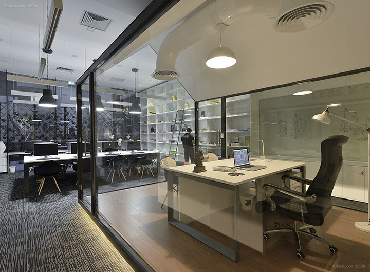 辦公室設(shè)計中要充分利用視覺特性 